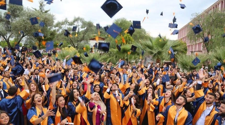 Milas&rsquo;ta &Uuml;niversiteliler Kep Attı