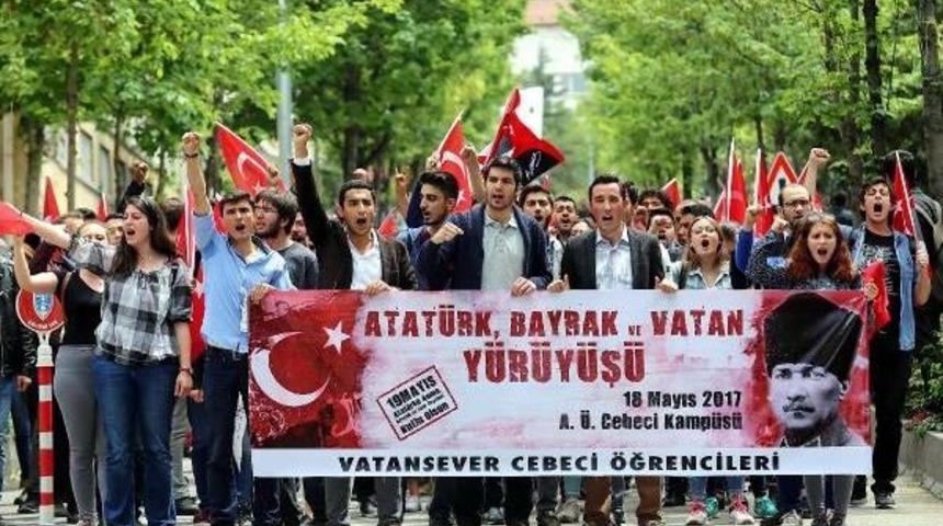 M&uuml;lkiyeli &Ouml;ğrenciler, Atat&uuml;rk, Bayrak Ve Vatan I&ccedil;in Y&uuml;r&uuml;d&uuml;