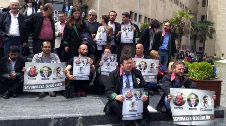 Bursa Adliyesi &Ouml;n&uuml;nde 'adalet N&ouml;beti'