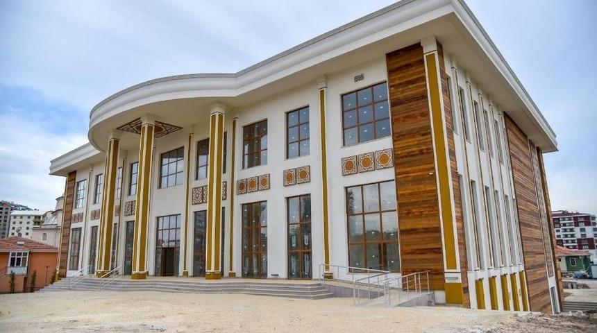 Altındağ "şair Baki K&uuml;lt&uuml;r Merkezi" A&ccedil;ılmak İ&ccedil;in G&uuml;n Sayıyor