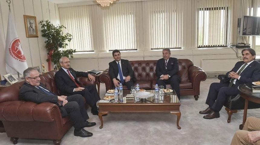 Kılı&ccedil;daroğlu&rsquo;dan Demokrat Parti&rsquo;ye Ziyaret