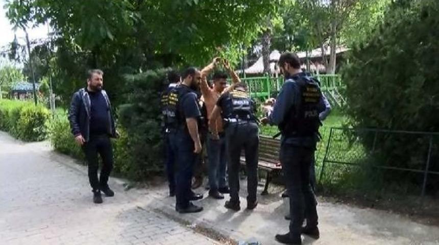 Okul &Ccedil;evrelerinde Uyuşturucu Operasyonu