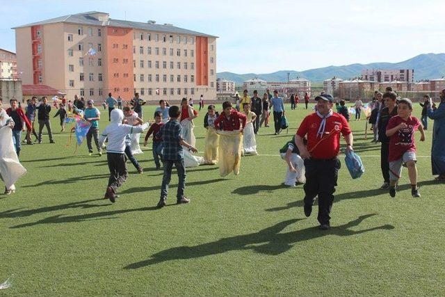 Ağrı’da Uçurtma Şenliği