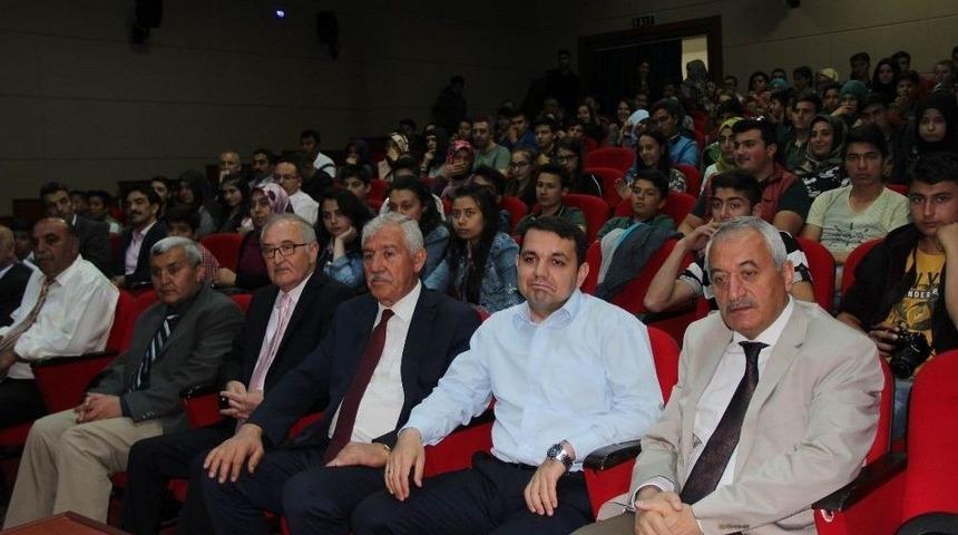 İncesu&rsquo;da Dereceye Giren &Ouml;ğrenciler &Ouml;d&uuml;llendirildi