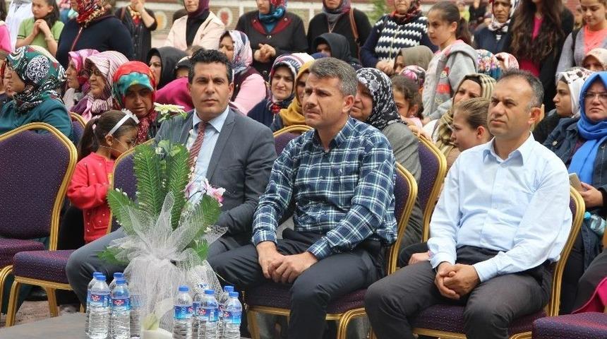 Melikgazi İl&ccedil;e Milli Eğitim M&uuml;d&uuml;r&uuml; Demir: &ldquo;&ccedil;ocuklarımızın Peygamber Ahlakıyla Ahlaklanmalarını İstiyoruz&rdquo;