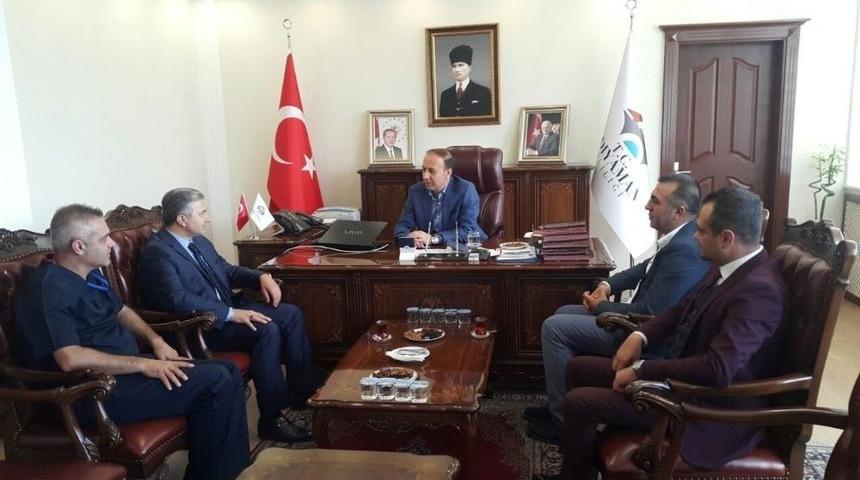 Park Hospital Hastanesi Y&ouml;netiminden Vali Erin&rsquo;e Ziyaret