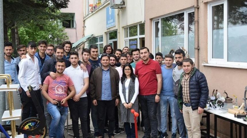D&uuml;zce &Uuml;niversitesinde Makine Ve Metal Teknolojileri Yılsonu Sergisi