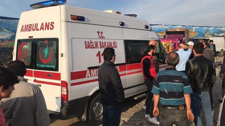 Demir Yığını Altında Kalan İşçi Yaralandı G3