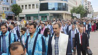 Çankırı Karatekin Üniversitesinde Mezuniyet Coşkusu