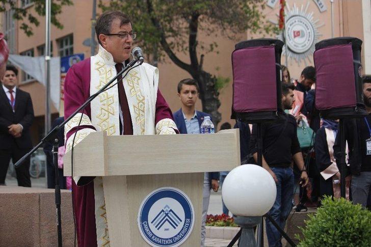 Çankırı Karatekin Üniversitesinde Mezuniyet Coşkusu G3