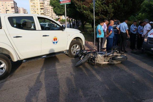 Pikap İle Polis Motosikleti Çarpıştı: 2 Polis Yaralı