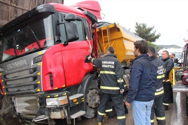 Karabük’te Trafik Kazası: 5 Yaralı