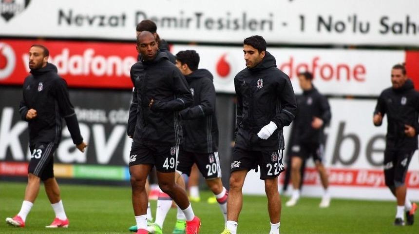 Beşiktaş, Kasımpaşa Ma&ccedil;ı Hazırlıklarını S&uuml;rd&uuml;r&uuml;yor