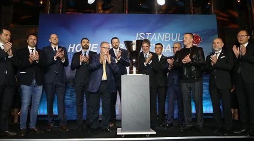 Basketbol Camiası Tbf'nin D&uuml;zenlediği Davette Buluştu