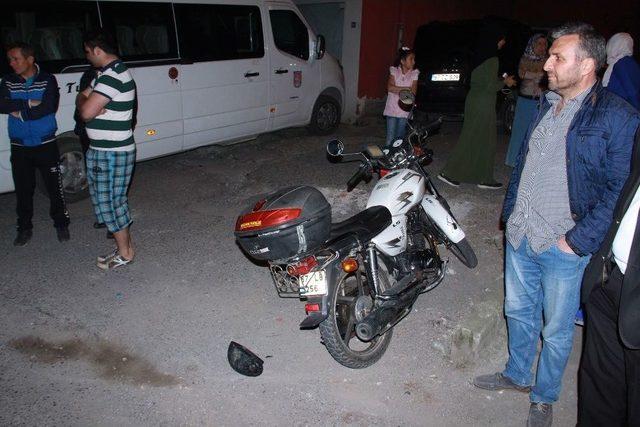 Kaza Yapan Motosiklet Sürücüsü 200 Promil Alkollü Çıktı