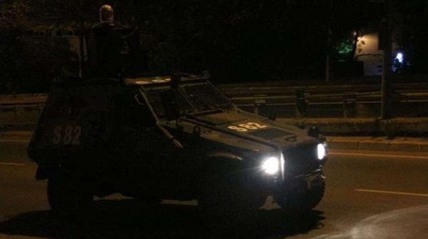 İstanbul'da 'ter&ouml;r' Operasyonu
