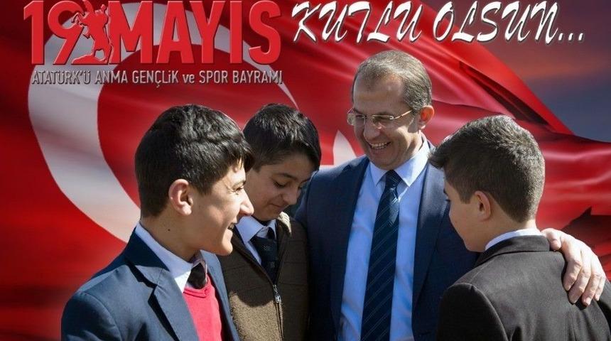 19 Mayıs Atat&uuml;rk&rsquo;&uuml; Anma, Gen&ccedil;lik Ve Spor Bayramı Mesajları