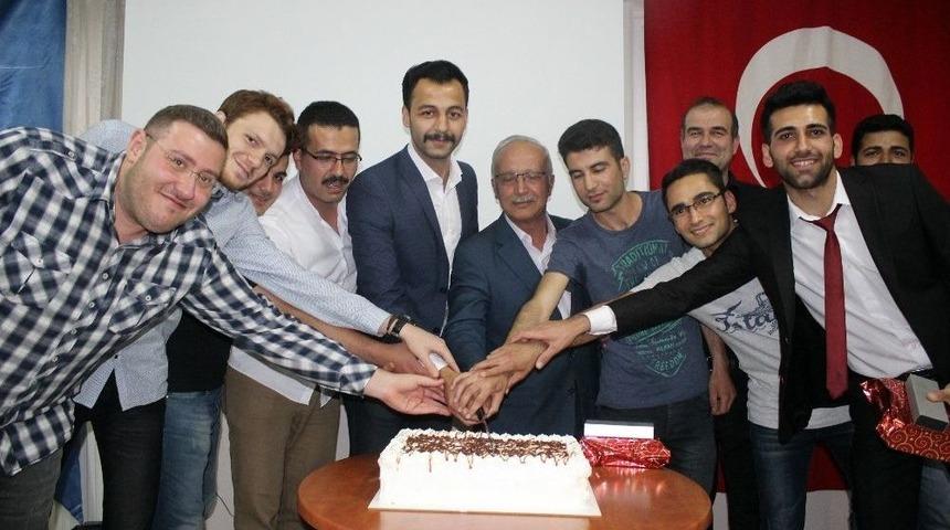 Denizli İhlas Yurdunda Mezuniyet Heyecanı