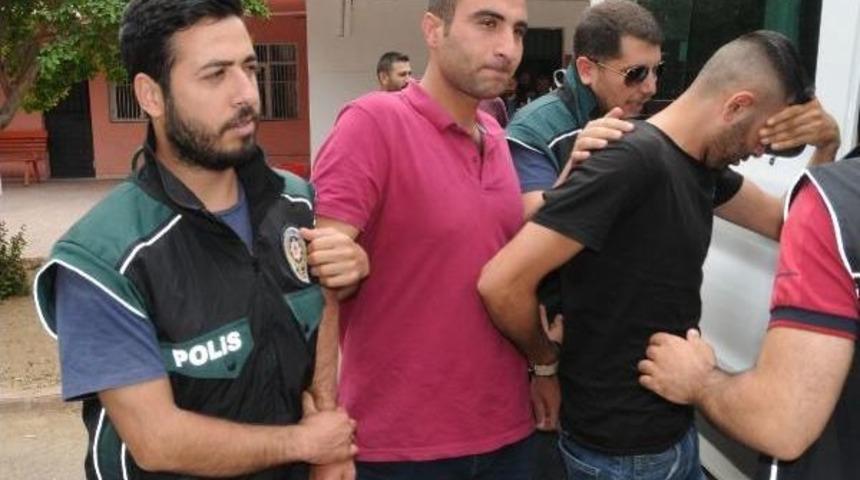 Polis, Torbacıları Havaya Ateş Ederek Yakaladı