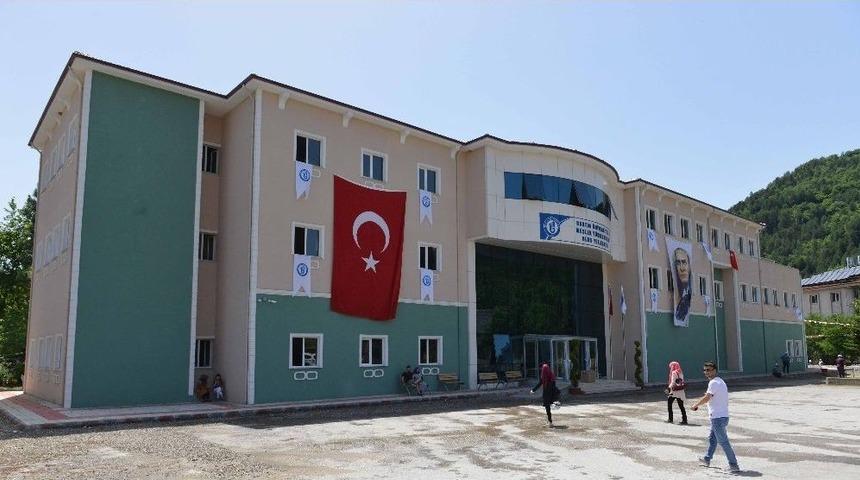 Ulus İl&ccedil;esine Meslek Y&uuml;ksekokulu M&uuml;jdesi