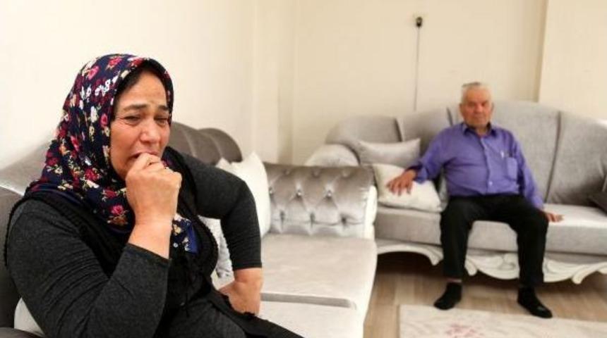 Hırsızın Evde G&ouml;rmediği Altınlar Otomobilden &Ccedil;alındı