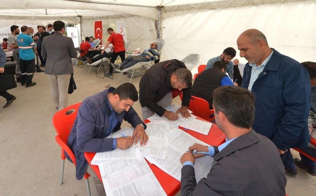 Ego Şof&ouml;rleri 15 Temmuz Anısına Kan Bağışladı