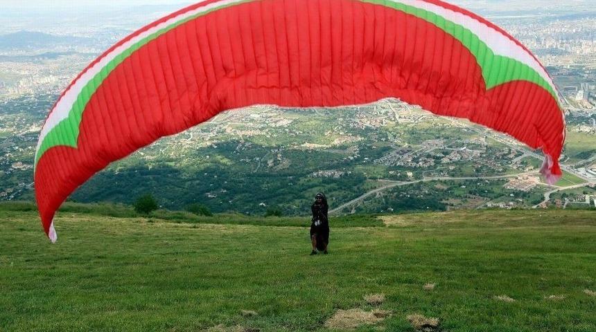 (&ouml;zel Haber) Kuşlar Gibi &Ouml;zg&uuml;r Olmak İ&ccedil;in 10 G&uuml;n Yetiyor