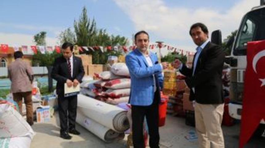 Tika’dan Afganistan’daki Eğitim Merkezlerine Destek