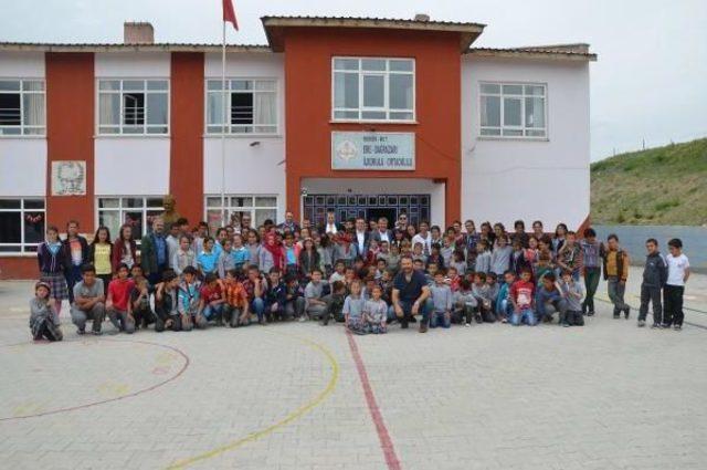 Mersin'de Şehit Ailesinden Öğrencilere Anlamlı Hediye