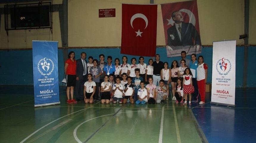 Milas&rsquo;ta &Ccedil;ocuklar Aileleriyle Yarıştılar