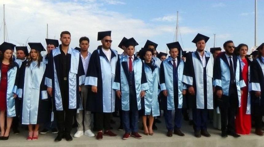 Ad&uuml; Didim Myo&rsquo;da Mezuniyet Coşkusu