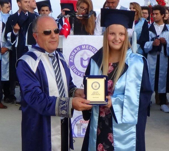 Ad&uuml; Didim Myo&rsquo;da Mezuniyet Coşkusu 3