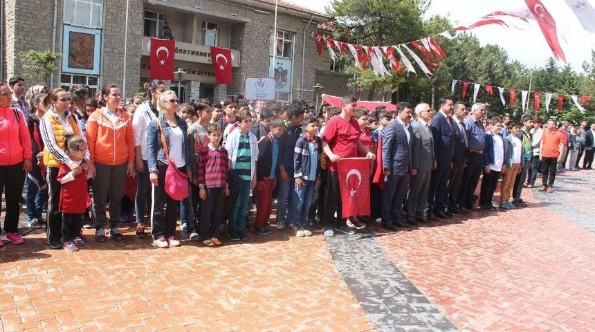 Elazığ&rsquo;da 19 Mayıs Coşkuyla Kutlandı