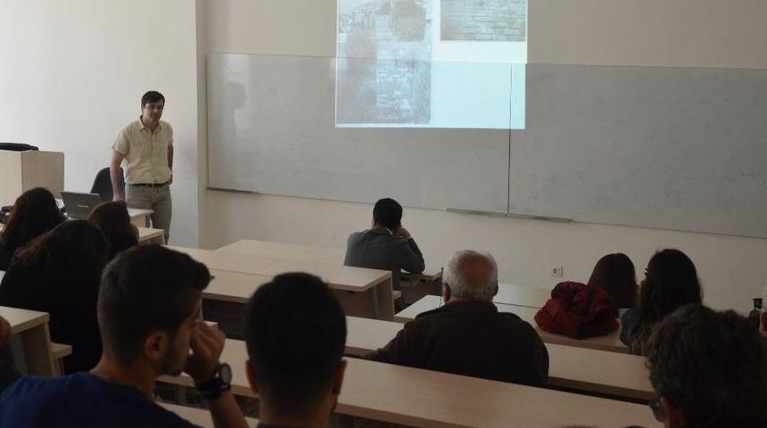 Bartın &Uuml;niversitesinde &ldquo;m&uuml;zeler G&uuml;n&uuml;&rdquo; Konferansı