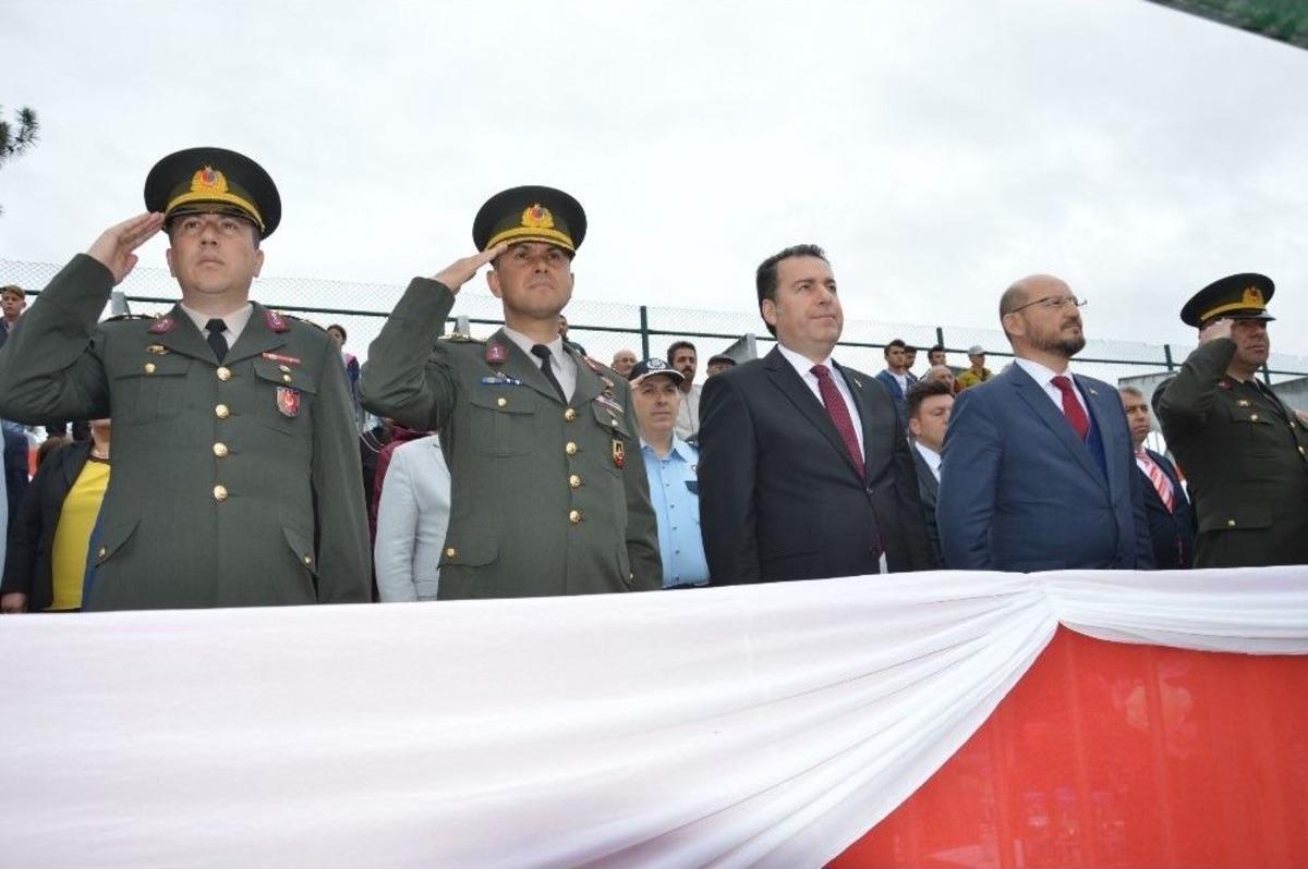 Niksar&rsquo;da 19 Mayıs Coşkuyla Kutlandı