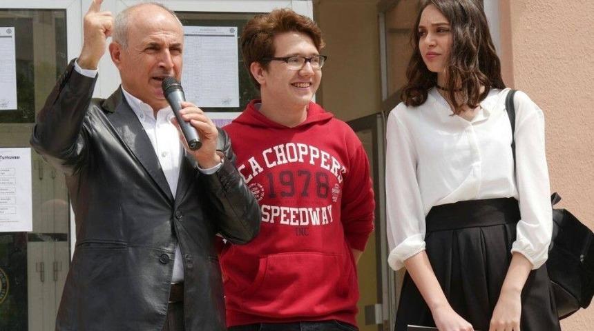 Başkan Akg&uuml;n&rsquo;&uuml;n Eğitime Katkıları S&uuml;r&uuml;yor