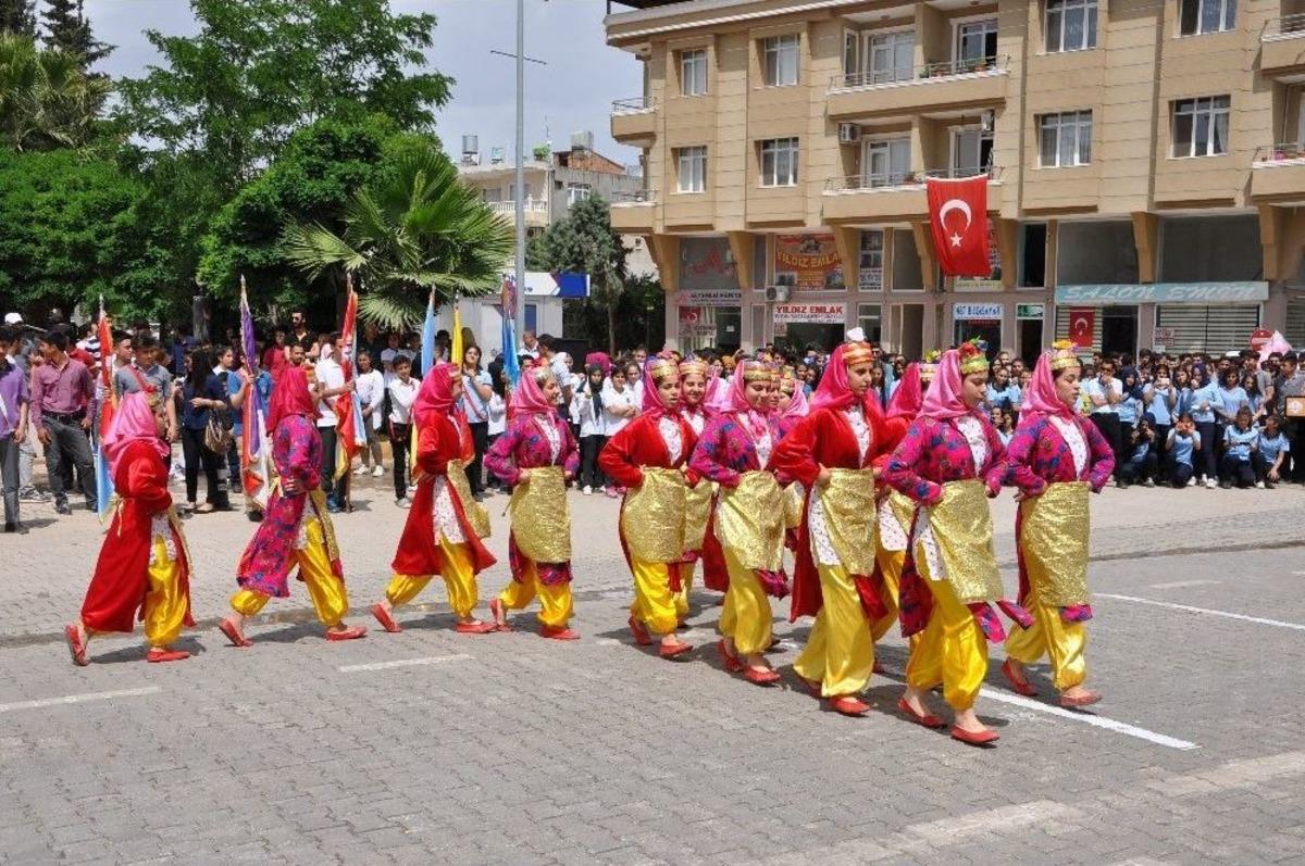 Reyhanlı&rsquo;da 19 Mayıs T&ouml;renle Kutlandı