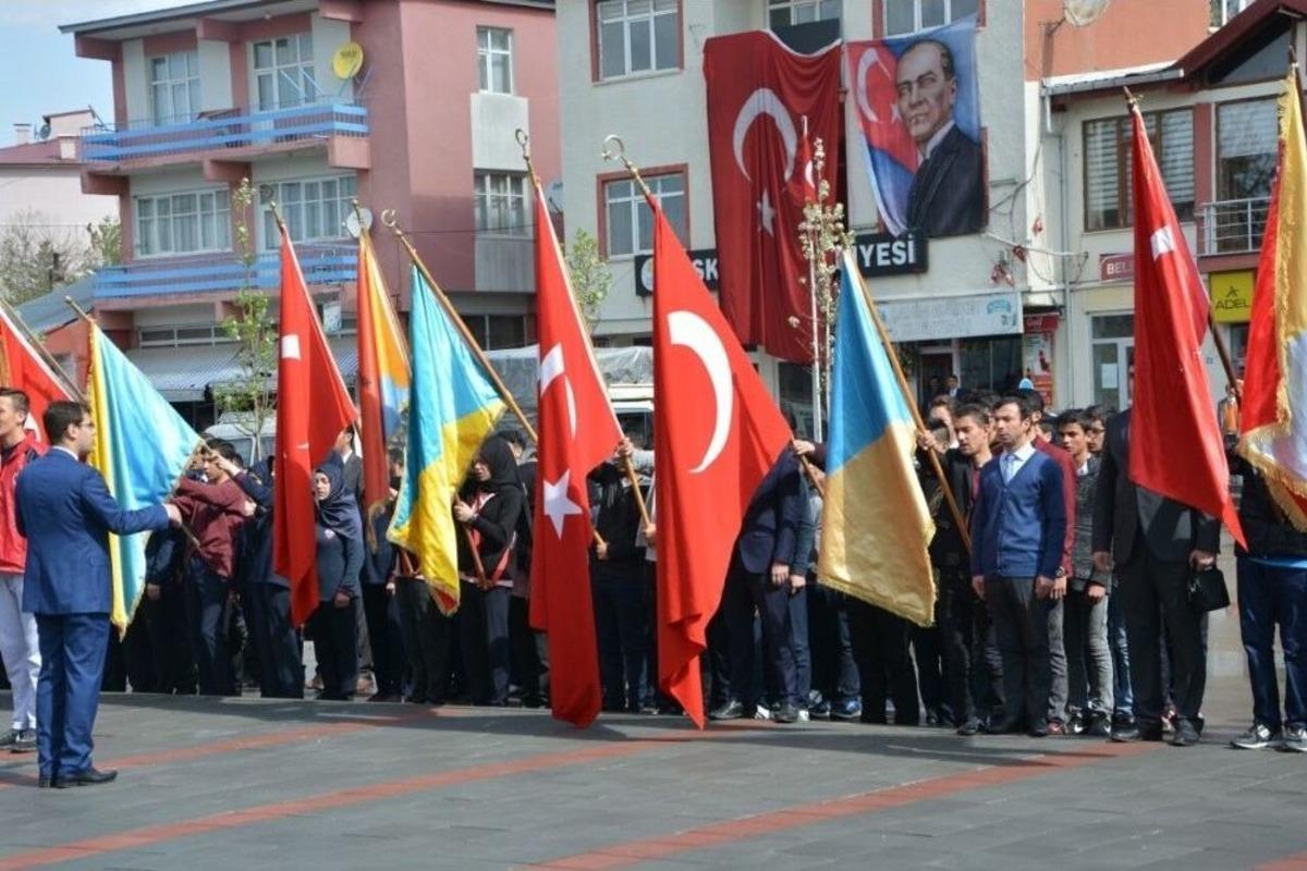 Aşkale&rsquo;de 19 Mayıs Coşkusu