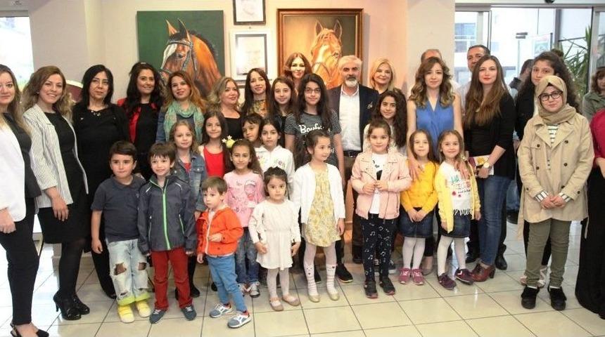Nil&uuml;fer Sanat At&ouml;lyeleri Kursiyerlerinden Resim Sergisi