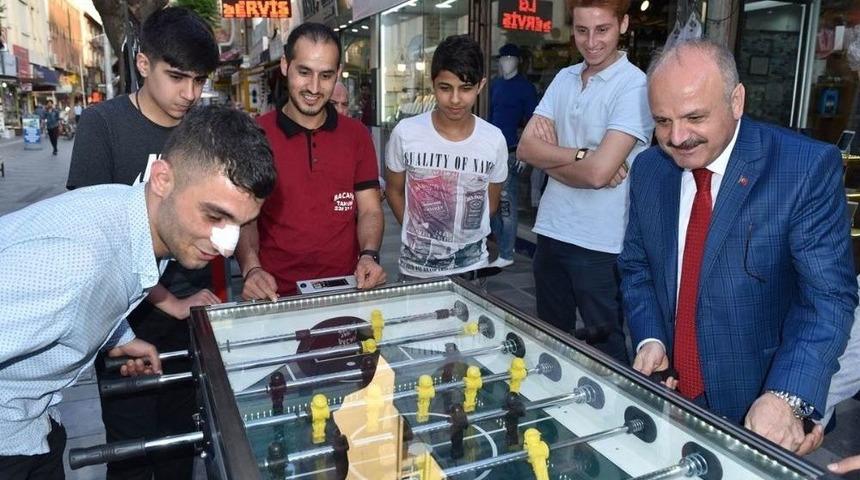 Vali &Ccedil;akacak&rsquo;tan Esnaf Ziyareti