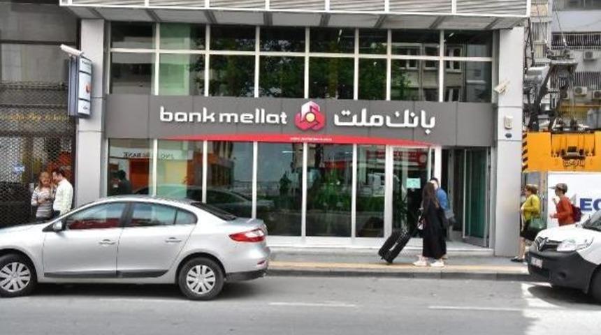 İzmir'de Yaşayan İranlılar Oy Kullandı