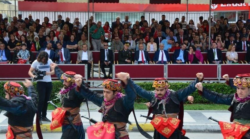 S&ouml;ke&rsquo;de 19 Gen&ccedil;lik Spor Bayramı Kutlamaları