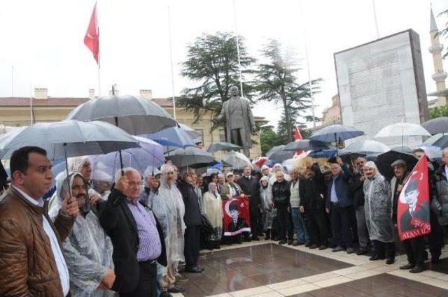 Eskişehir'de Yağmur Altında 19 Mayıs Töreni