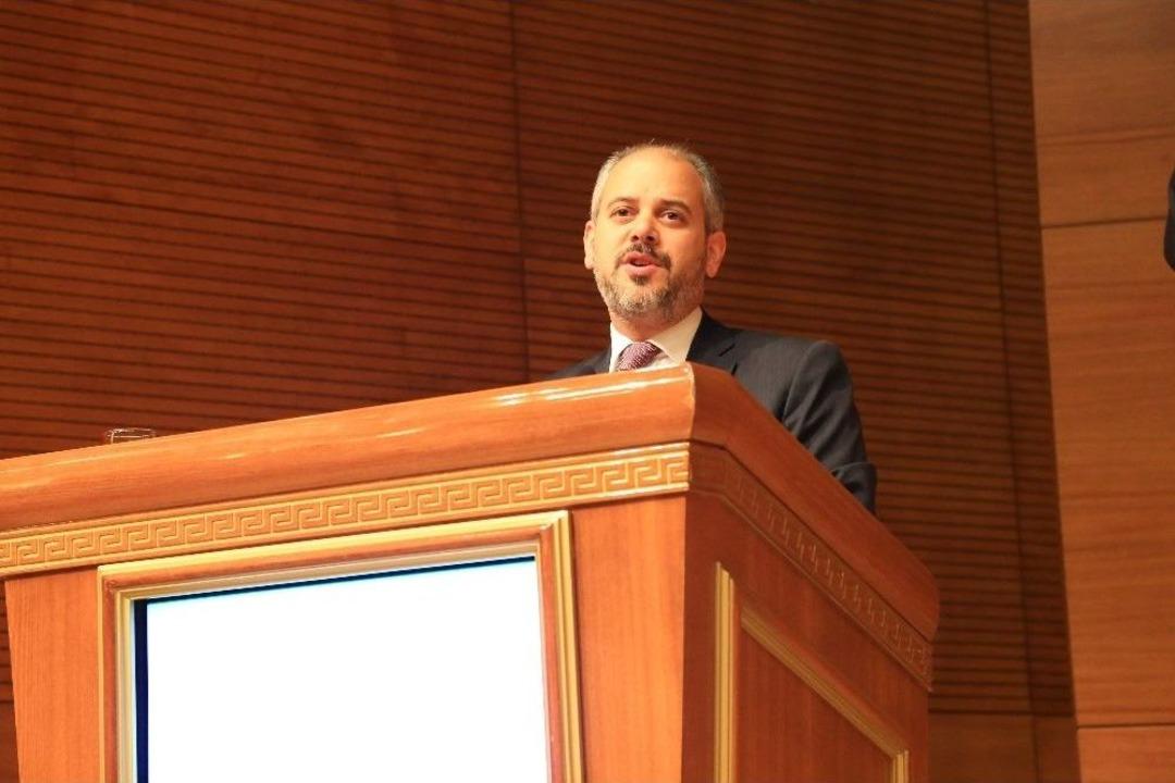 Bakan Kılı&ccedil; Gen&ccedil;lerle Bir Araya Geldi