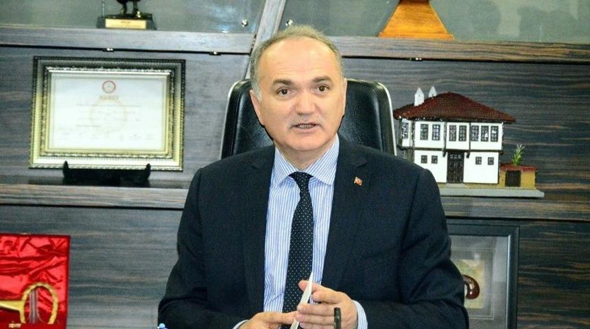 Bakan Faruk &Ouml;zl&uuml;: