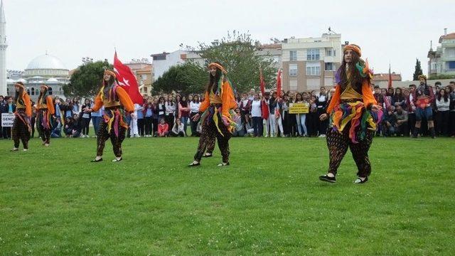 Burhaniye’de 19 Mayıs Coşkusu