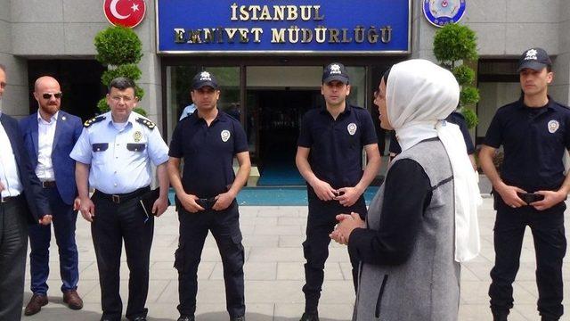 Rekortmen Tekvandocu Mermerleri Bu Kez Şehit Polisler İçin Kırdı