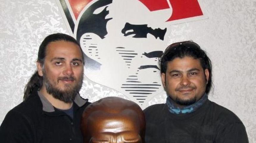 Eciyes'in Zirvesinde 150 Metrakarelik Dev T&uuml;rk Bayrağı A&ccedil;tılar