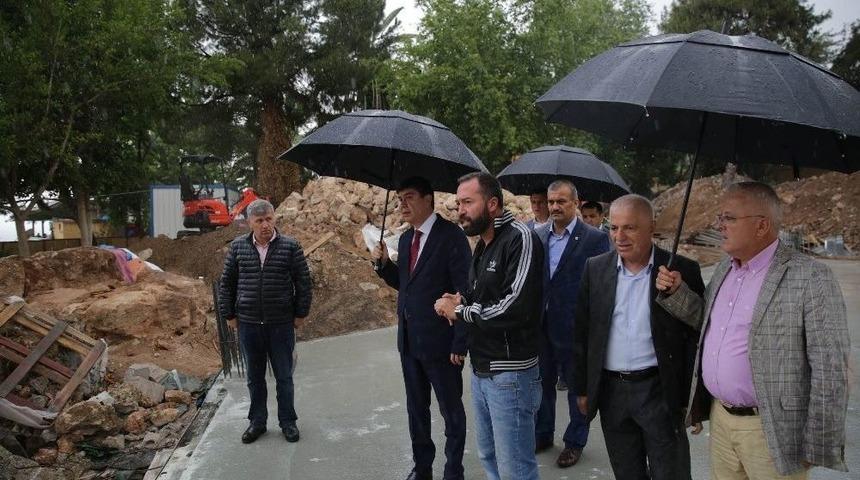 Başkan T&uuml;rel, Cumhuriyet Meydanı Ve Şarampol Projelerini İnceledi