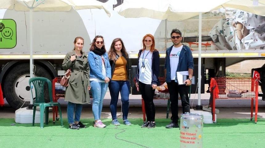 L&ouml;sev Tırı Yozgat&rsquo;ta İhtiya&ccedil; Sahipleriyle Buluştu